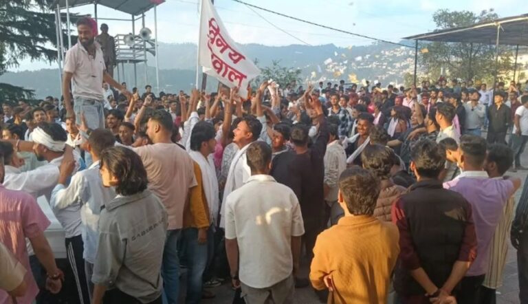 “छात्र संघ चुनाव: उत्तराखंड में ABVP का दबदबा, 54 पदों पर जीत”