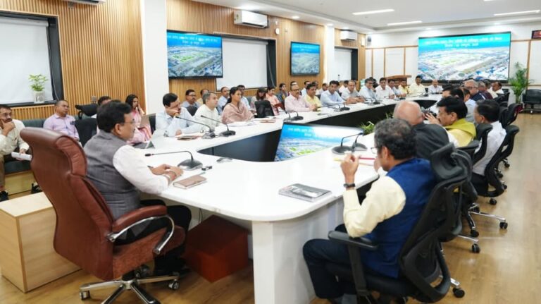 औद्योगिक निवेश को बढ़ावा देने के लिए राज्य सरकार प्रतिबद्ध: उद्योग मित्र समिति की बैठक में लिए गए अहम फैसले