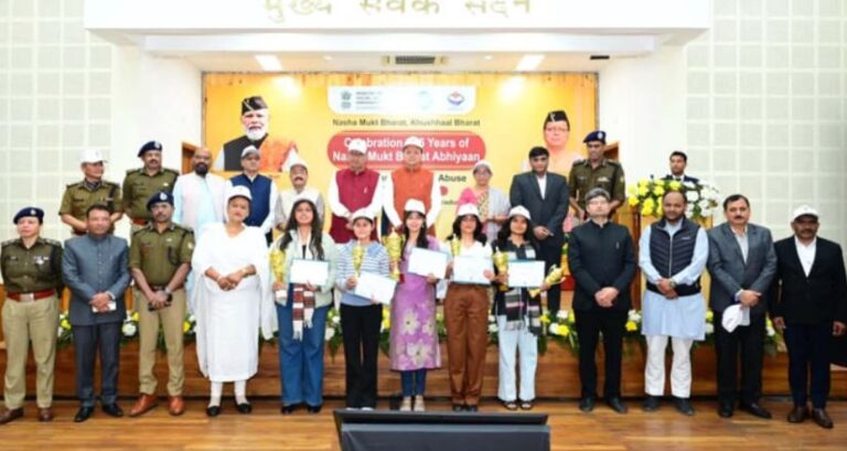 नशामुक्ति आंदोलन की 5वीं वर्षगांठ पर सीएम धामी का आह्वान—युवा बनें जागरूकता के वाहक, नशे को कहें ‘ना’..