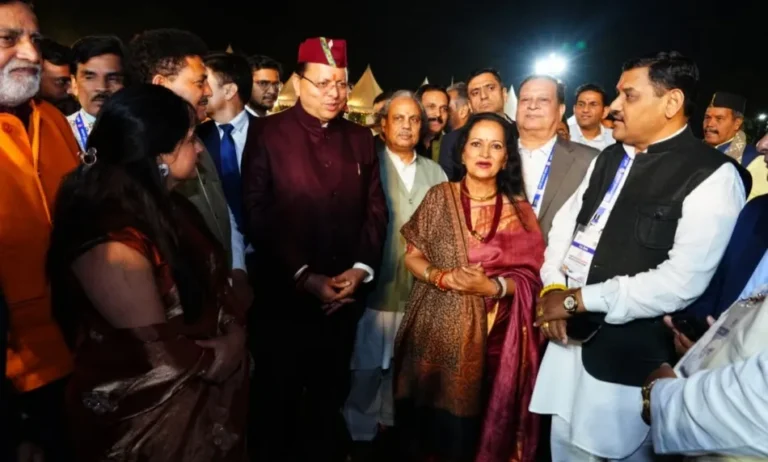 मुख्यमंत्री आवास में गूंजे उत्तराखंड की मिट्टी के स्वर, प्रवासियों के स्वागत में भावुक माहौल..