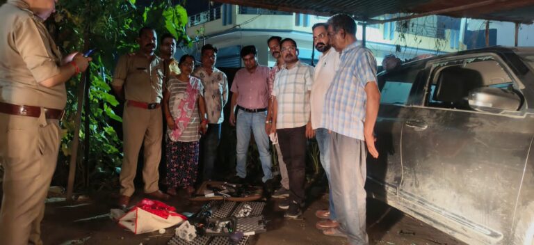 काशीपुर में STF ने पकड़ा हथियारों का जखीरा, 237 कारतूस भी बरामद, पार्किंग में खड़ी थी कार